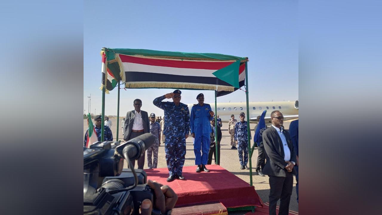 وزير الداخلية المكلف يبدأ زيارة لشمال كردفان تستغرق يوما واحدا وزير الداخلية المكلف يبدأ زيارة لشمال كردفان تستغرق يوما واحدا