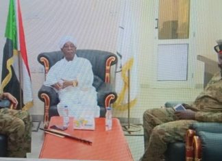 والي الولاية الشمالية يلتقي قائد القوات المشتركة السودانية الليبية والي الولاية الشمالية يلتقي قائد القوات المشتركة السودانية الليبية
