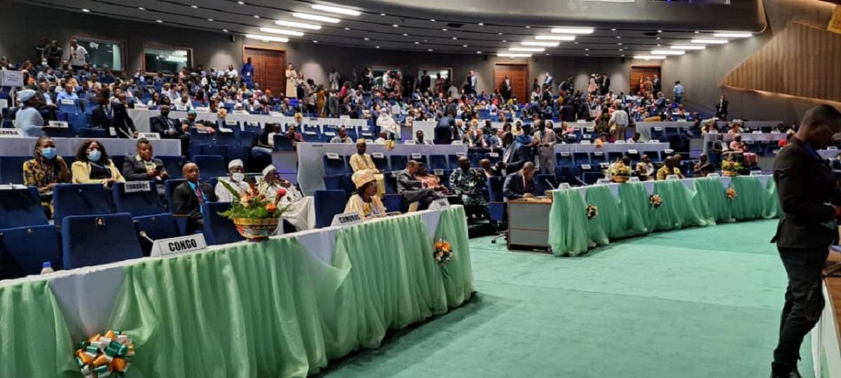 اللجنة الاقتصادية لإفريقيا تطلق مبادرة المنشأ لمنطقة شرق إفريقيا اللجنة الاقتصادية لإفريقيا تطلق مبادرة المنشأ لمنطقة شرق إفريقيا