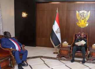 البرهان يؤكد الحرص على دفع علاقات التعاون المشترك مع جوبا البرهان يؤكد الحرص على دفع علاقات التعاون المشترك مع جوبا