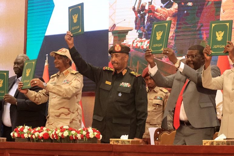 الأطراف السياسية والعسكرية السودانية تتفق على مسودة نهائية للاتفاق السياسي الأطراف السياسية والعسكرية السودانية تتفق على مسودة نهائية للاتفاق السياسي