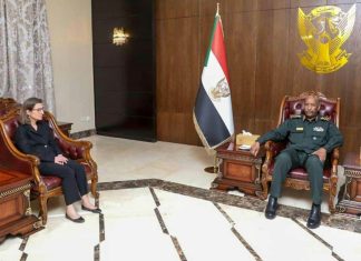 البرهان يلتقي مديرة الدائرة الأفريقية للعمل الخارجي بالإتحاد الأوروبي البرهان يلتقي مديرة الدائرة الأفريقية للعمل الخارجي بالإتحاد الأوروبي
