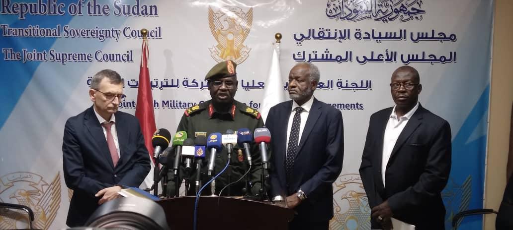 فولكر يبلغ لجنة عسكرية سودانية تطورات مهمة عن تمويل اتفاق السلام مع الحركات المسلحة فولكر يبلغ لجنة عسكرية سودانية تطورات مهمة عن تمويل اتفاق السلام مع الحركات المسلحة