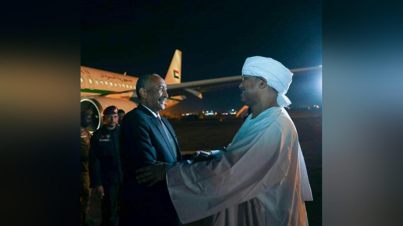 البرهان يعودللبلادبعد مشاركته في أعمال مؤتمرالأمم المتحدة لأقل البلدان نموا البرهان يعودللبلادبعد مشاركته في أعمال مؤتمرالأمم المتحدة لأقل البلدان نموا