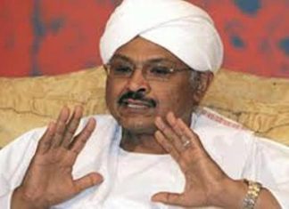 مبارك الفاضل: السودان على مشارف حرب أهلية مبارك الفاضل: السودان على مشارف حرب أهلية