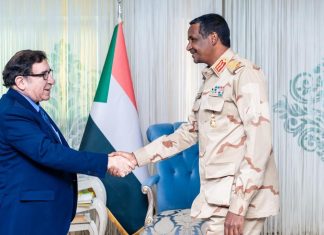نائب رئيس مجلس السيادة يتلقى برقية من خبير حقوق الإنسان نائب رئيس مجلس السيادة يتلقى برقية من خبير حقوق الإنسان