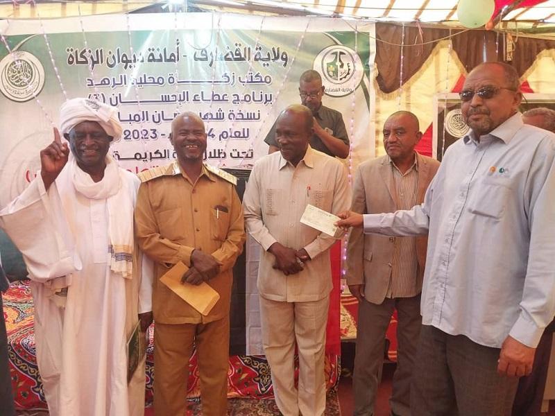 حكومة القضارف والزكاة تؤكدان معالجة قضايا المزارعين المعسرين حكومة القضارف والزكاة تؤكدان معالجة قضايا المزارعين المعسرين