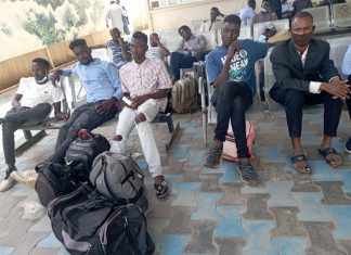 عودة عشرات المهاجرين السودانيين من دولة أفريقية عودة عشرات المهاجرين السودانيين من دولة أفريقية