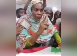والدة قتيل في المظاهرات تلوح باللجؤ للعدالة الدولية والدة قتيل في المظاهرات تلوح باللجؤ للعدالة الدولية