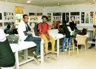 لماذا يهجر الطلاب الجامعات السودانية ويتجهون إلى الخارج؟ لماذا يهجر الطلاب الجامعات السودانية ويتجهون إلى الخارج؟