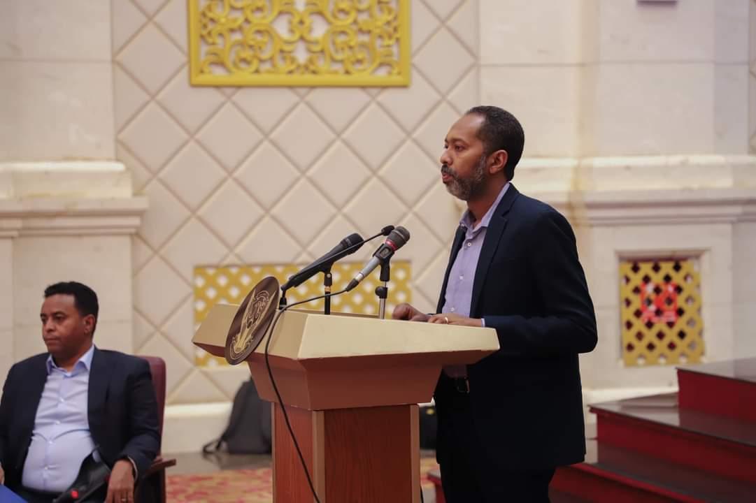 الأطراف الموقعة على الاتفاق الإطاري تتسلم مسودة الاتفاق النهائي الأطراف الموقعة على الاتفاق الإطاري تتسلم مسودة الاتفاق النهائي