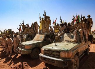 الجيش السوداني يعلن التزامه بالعملية السياسية في البلاد الجيش السوداني يعلن التزامه بالعملية السياسية في البلاد