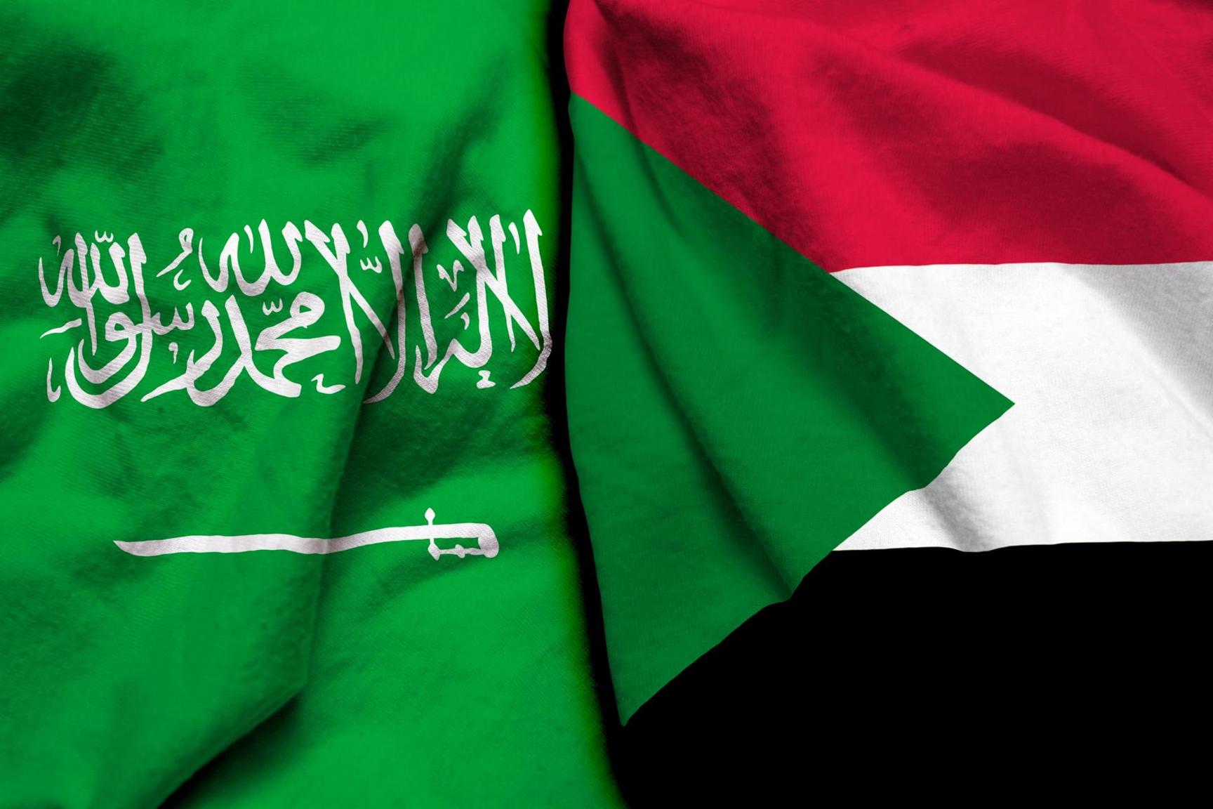 سعوديون يستجيبون لنداء سوداني سعوديون يستجيبون لنداء سوداني
