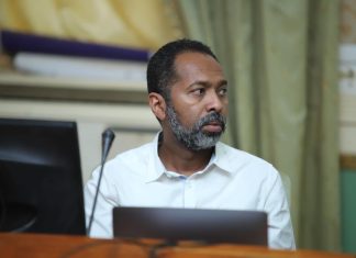 تأجيل توقيع الإتفاق السياسي النهائي بين العسكريين والمدنيين للمرة الثانية تأجيل توقيع الإتفاق السياسي النهائي بين العسكريين والمدنيين للمرة الثانية