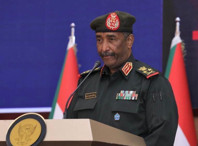البرهان يكشف أسباب التأجيل المتكرر للتوقيع النهائي ويعلن تعهدات البرهان يكشف أسباب التأجيل المتكرر للتوقيع النهائي ويعلن تعهدات