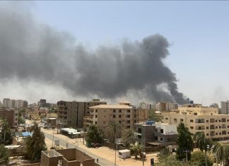 واشنطن تدعو كبار القادة العسكريين في السودان إلى “وقف القتال” واشنطن تدعو كبار القادة العسكريين في السودان إلى "وقف القتال"