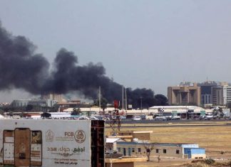 مقتل العشرات وجرح المئات في اشتباكات الصراع على السلطة بالسودان مقتل العشرات وجرح المئات في اشتباكات الصراع على السلطة بالسودان