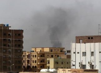 مقتل خمسة أشخاص بقصف على منزل وزير سوداني بينهم أفراد من أسرته مقتل خمسة أشخاص بقصف على منزل وزير سوداني بينهم أفراد من أسرته