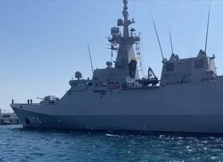 أول سفينة إجلاء سعودية تصل جدة قادمة من السودان أول سفينة إجلاء سعودية تصل جدة قادمة من السودان