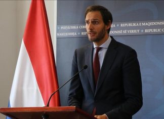 هولندا تعلن الانضمام إلى جهود الإجلاء من السودان هولندا تعلن الانضمام إلى جهود الإجلاء من السودان