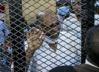 خروج المساجين من سجن كوبر شمالي الخرطوم خروج المساجين من سجن كوبر شمالي الخرطوم