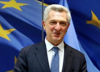 الأمم المتحدة تدعو لجهود سلام عاجلة بالسودان لتجنب موجة لجوء الأمم المتحدة تدعو لجهود سلام عاجلة بالسودان لتجنب موجة لجوء