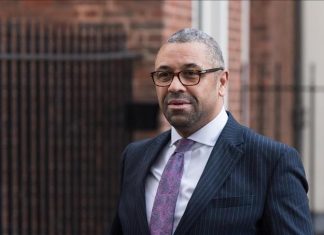 بريطانيا: لا نضمن استكمال الإجلاء من السودان بعد انقضاء الهدنة بريطانيا: لا نضمن استكمال الإجلاء من السودان بعد انقضاء الهدنة