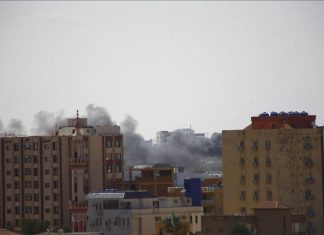 مصر تستقبل 16 ألف أجنبي من 51 دولة منذ اندلاع اشتباكات السودان مصر تستقبل 16 ألف أجنبي من 51 دولة منذ اندلاع اشتباكات السودان