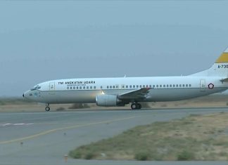 الصين تجلي 940 من رعاياها من السودان الصين تجلي 940 من رعاياها من السودان