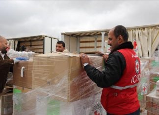 وصول أول شحنة مساعدات من الصليب الأحمر إلى بورتسودان وصول أول شحنة مساعدات من الصليب الأحمر إلى بورتسودان