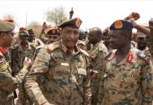 نائب رئيس الإمارات يبحث مع البرهان “تغليب الحوار” بالسودان نائب رئيس الإمارات يبحث مع البرهان "تغليب الحوار" بالسودان