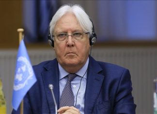 السودان.. غريفيث يتباحث مع البرهان وحميدتي وقادة المجتمع السودان.. غريفيث يتباحث مع البرهان وحميدتي وقادة المجتمع