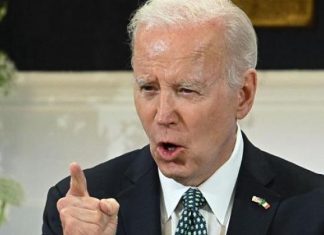 بايدن يطالب بإنهاء الصراع في السودان ويلوح بالعقوبات بايدن يطالب بإنهاء الصراع في السودان ويلوح بالعقوبات