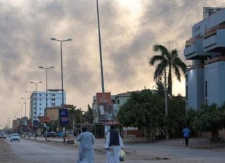 الخرطوم تحت القصف مع استمرار المحادثات بين الجيش والدعم السريع الخرطوم تحت القصف مع استمرار المحادثات بين الجيش والدعم السريع