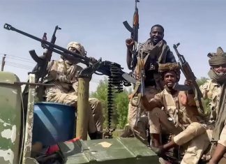 بعد سريان الهدنة الجديدة بالسودان.. اشتباكات في أم درمان والأبيض وواشنطن تتوعد بمعاقبة المسؤولين عن خرقها بعد سريان الهدنة الجديدة بالسودان.. اشتباكات في أم درمان والأبيض وواشنطن تتوعد بمعاقبة المسؤولين عن خرقها