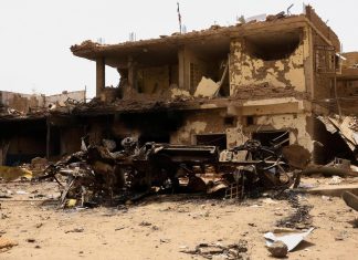 الجيش السوداني يتهم الدعم السريع بنهب مطابع العملة والرياض وواشنطن تطالبان بالتزام الهدنة الجيش السوداني يتهم الدعم السريع بنهب مطابع العملة والرياض وواشنطن تطالبان بالتزام الهدنة