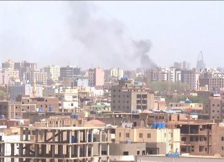 استمرار القتال يهدد الهدنة في السودان وتحذير أفريقي من التأثيرات الخطيرة للحرب على القارة بأكملها استمرار القتال يهدد الهدنة في السودان وتحذير أفريقي من التأثيرات الخطيرة للحرب على القارة بأكملها