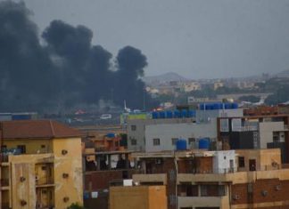 معارك في دارفور.. واستنفار لمتقاعدي الجيش و”القادرين” على حمل السلاح معارك في دارفور.. واستنفار لمتقاعدي الجيش و"القادرين" على حمل السلاح