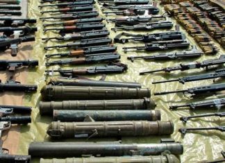 السودان.. ضبط أسلحة قادمة من دولة أجنبية والدعم السريع يندد بقرار الجيش بشأن المتقاعدين السودان.. ضبط أسلحة قادمة من دولة أجنبية والدعم السريع يندد بقرار الجيش بشأن المتقاعدين