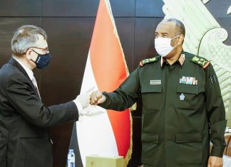 السودان.. البرهان يطلب إبعاد الممثل الأممي وغوتيريش “مصدوم” السودان.. البرهان يطلب إبعاد الممثل الأممي وغوتيريش "مصدوم"