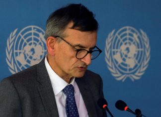 لماذا طلب السودان استبدال المبعوث الأممي؟ هذه سيرته وتجربته في المنطقة وما كتب البرهان عنه لماذا طلب السودان استبدال المبعوث الأممي؟ هذه سيرته وتجربته في المنطقة وما كتب البرهان عنه