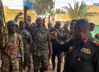 الجيش السوداني يعلق مشاركته بمفاوضات جدة والجزيرة تحصل على بنود خارطة طريق أفريقية تنص على منع التدخل الخارجي الجيش السوداني يعلق مشاركته بمفاوضات جدة والجزيرة تحصل على بنود خارطة طريق أفريقية تنص على منع التدخل الخارجي