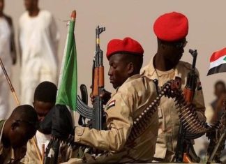 الخرطوم.. تضرر منازل مع تجدد الاشتباكات بين الجيش و”الدعم السريع” الخرطوم.. تضرر منازل مع تجدد الاشتباكات بين الجيش و"الدعم السريع"