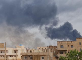 معارك عنيفة جنوب الخرطوم والسودان يبلغ الأمم المتحدة أن مبعوثها غير مرغوب فيه معارك عنيفة جنوب الخرطوم والسودان يبلغ الأمم المتحدة أن مبعوثها غير مرغوب فيه