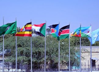 عشية قمة للإيغاد.. اجتماع ثلاثي في جيبوتي يبحث أزمة السودان والوزاري الخليجي يدعو لتغليب الحوار عشية قمة للإيغاد.. اجتماع ثلاثي في جيبوتي يبحث أزمة السودان والوزاري الخليجي يدعو لتغليب الحوار