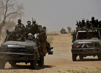 بعد تصفية والي غرب دارفور.. هل يلجأ “الإخوة الأعداء” في السودان إلى نهج “الاغتيالات”؟ بعد تصفية والي غرب دارفور.. هل يلجأ "الإخوة الأعداء" في السودان إلى نهج "الاغتيالات"؟