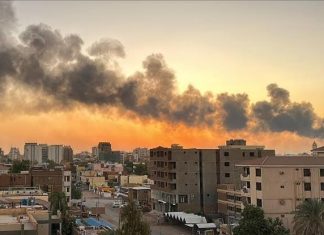 تجدد الاشتباكات بين الجيش وقوات “الدعم السريع” جنوبي الخرطوم تجدد الاشتباكات بين الجيش وقوات "الدعم السريع" جنوبي الخرطوم