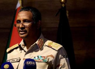 السودان: قائد “الدعم السريع” يعلن هدنة من جانب واحد تبدأ الثلاثاء السودان: قائد "الدعم السريع" يعلن هدنة من جانب واحد تبدأ الثلاثاء