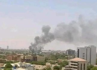 ضربات جوية تهز مدناً سودانية رغم الهدنة التي تتزامن مع عيد الأضحى ضربات جوية تهز مدناً سودانية رغم الهدنة التي تتزامن مع عيد الأضحى