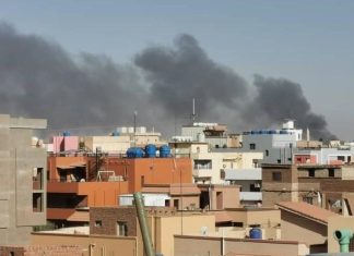 الاشتباكات تتجدد في السودان.. وتحليق للطيران في أم درمان الاشتباكات تتجدد في السودان.. وتحليق للطيران في أم درمان